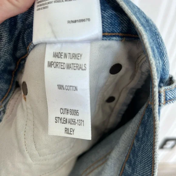 Agolde Riley High Rise Crop Denim Women’s Size 29 Frayed Hem NWOT - Picture 8 of 11